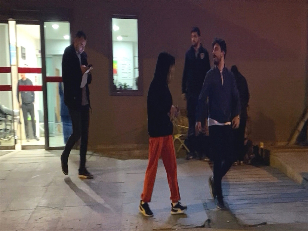 'Sevgili' kavgasında birbirini bıçaklayan kızlardan biri adliyede