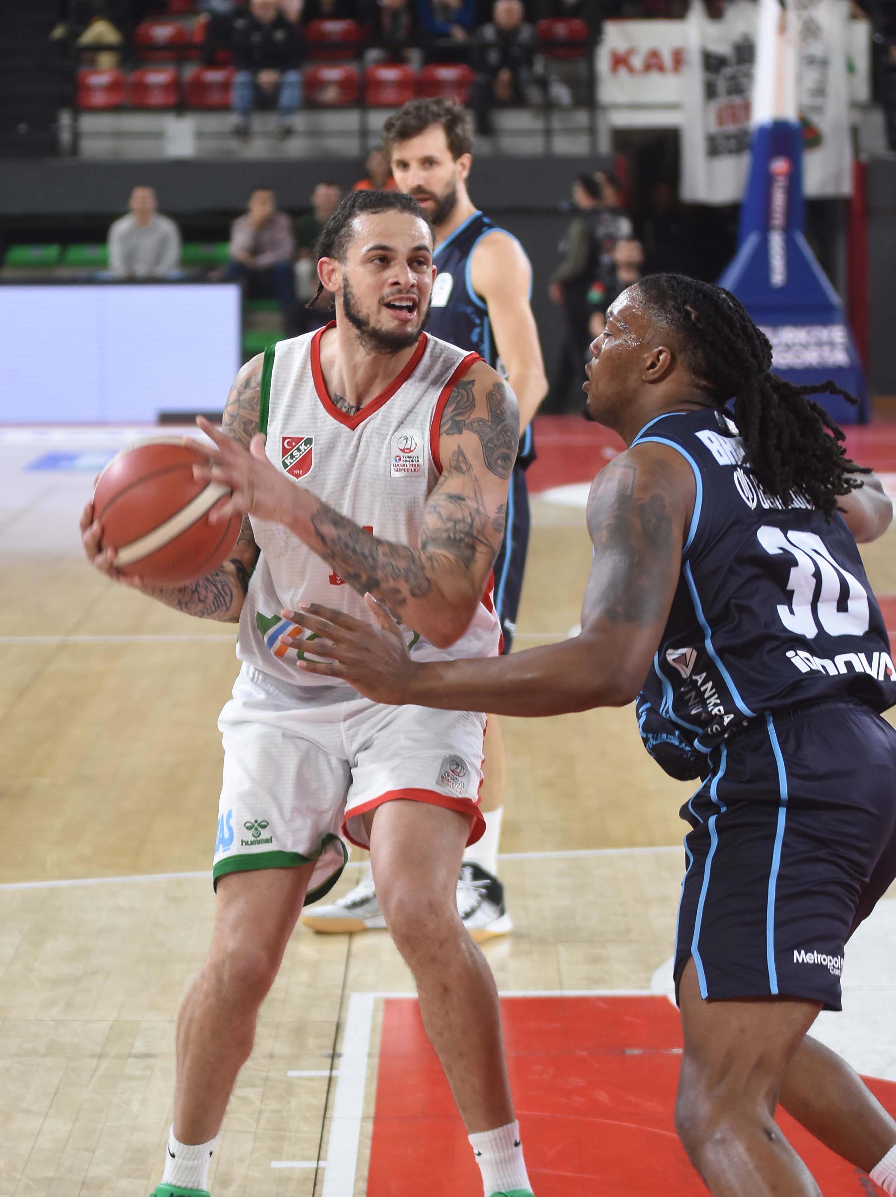 Karşıyaka potada önemli deplasmanda