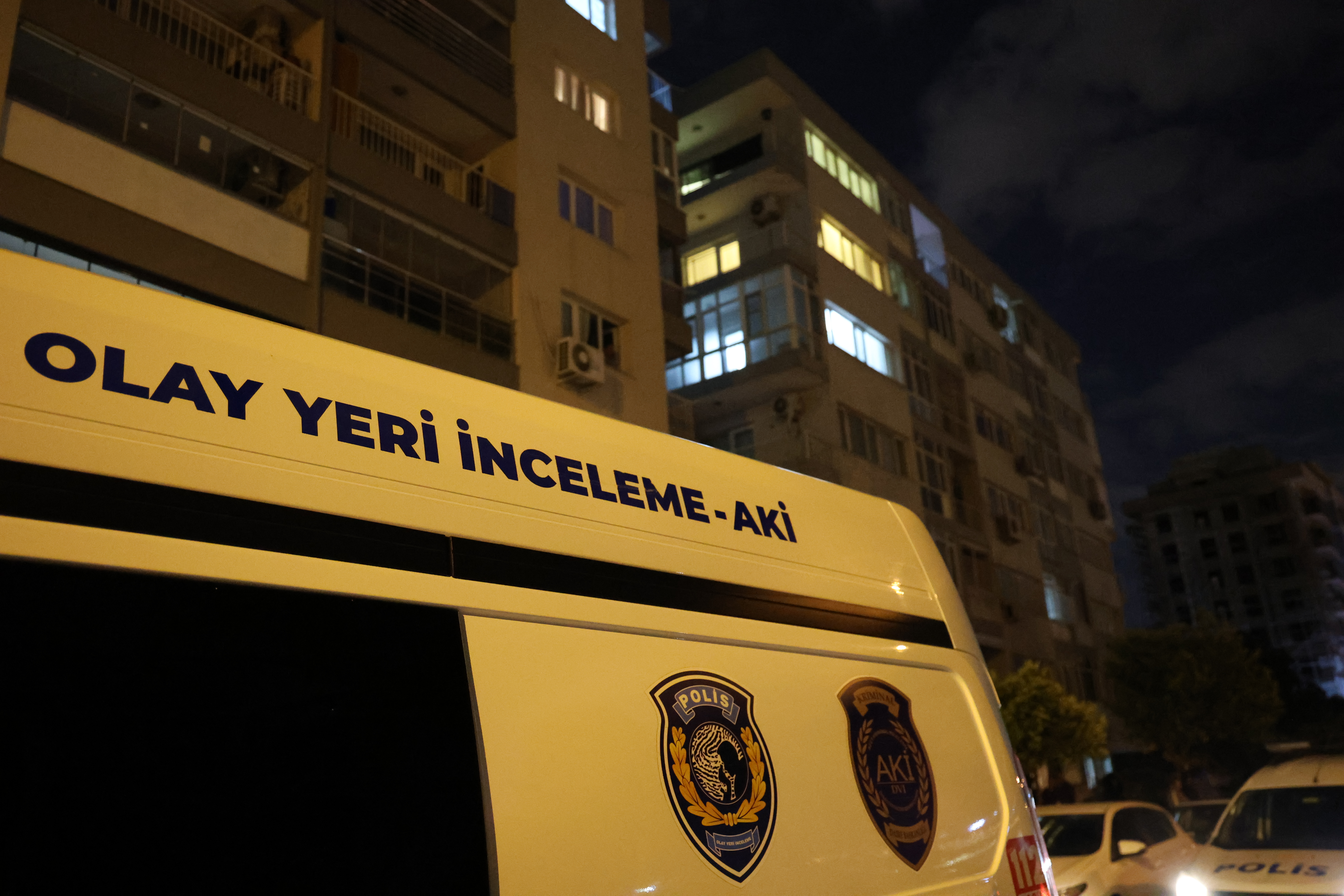 İzmir'de 73 yaşındaki baba, oğlunu bıçaklayarak öldürdü