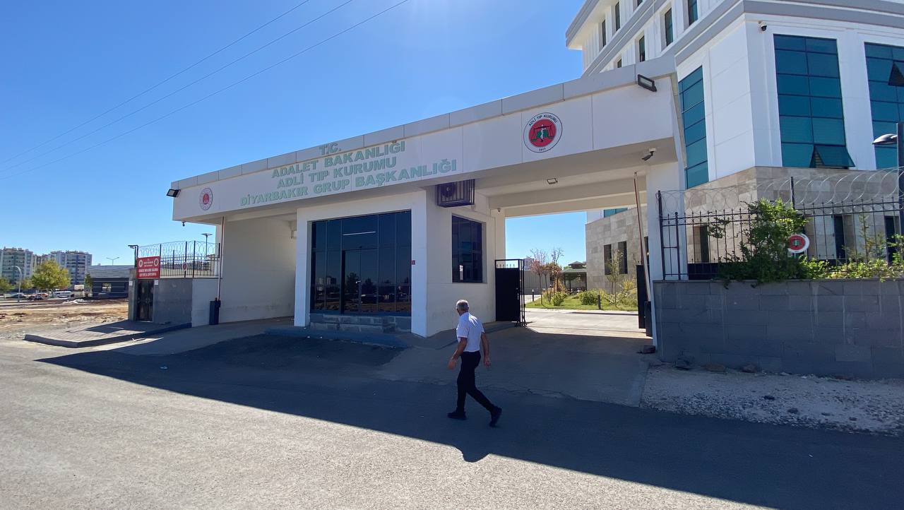 Diyarbakır'da 15 yaşındaki Hülya silahla vurulmuş halde ölü bulundu